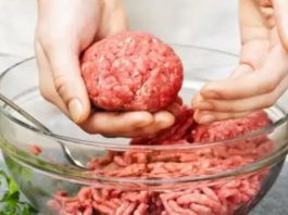 U mleveno meso uvek dodajte ovaj sastojak: Bilo da pravite ćufte ili punite paprike, napraviće čudo
