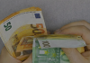 5 loših navika koje od vas prave sirotinju – ne trošite novac na ove gluposti!