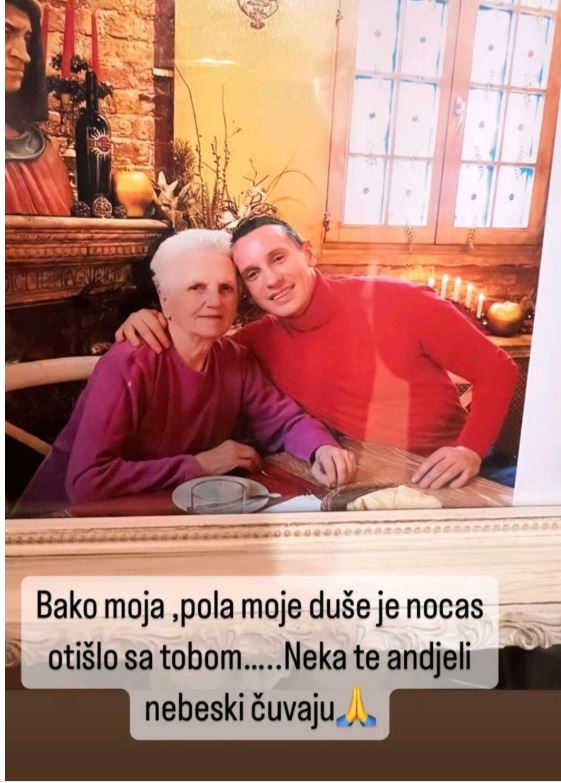 Siniša Medić sa svojom bakom